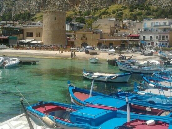 Casa Viola Elegante E Sul Mare Di Mondello Daire Palermo Dış mekan fotoğraf
